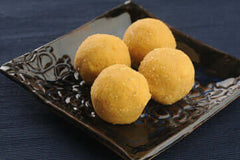 Besan Laddoo Sweet-Zishta