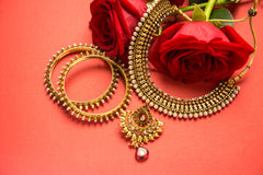 Festival Gifting-Jewellery-Zishta