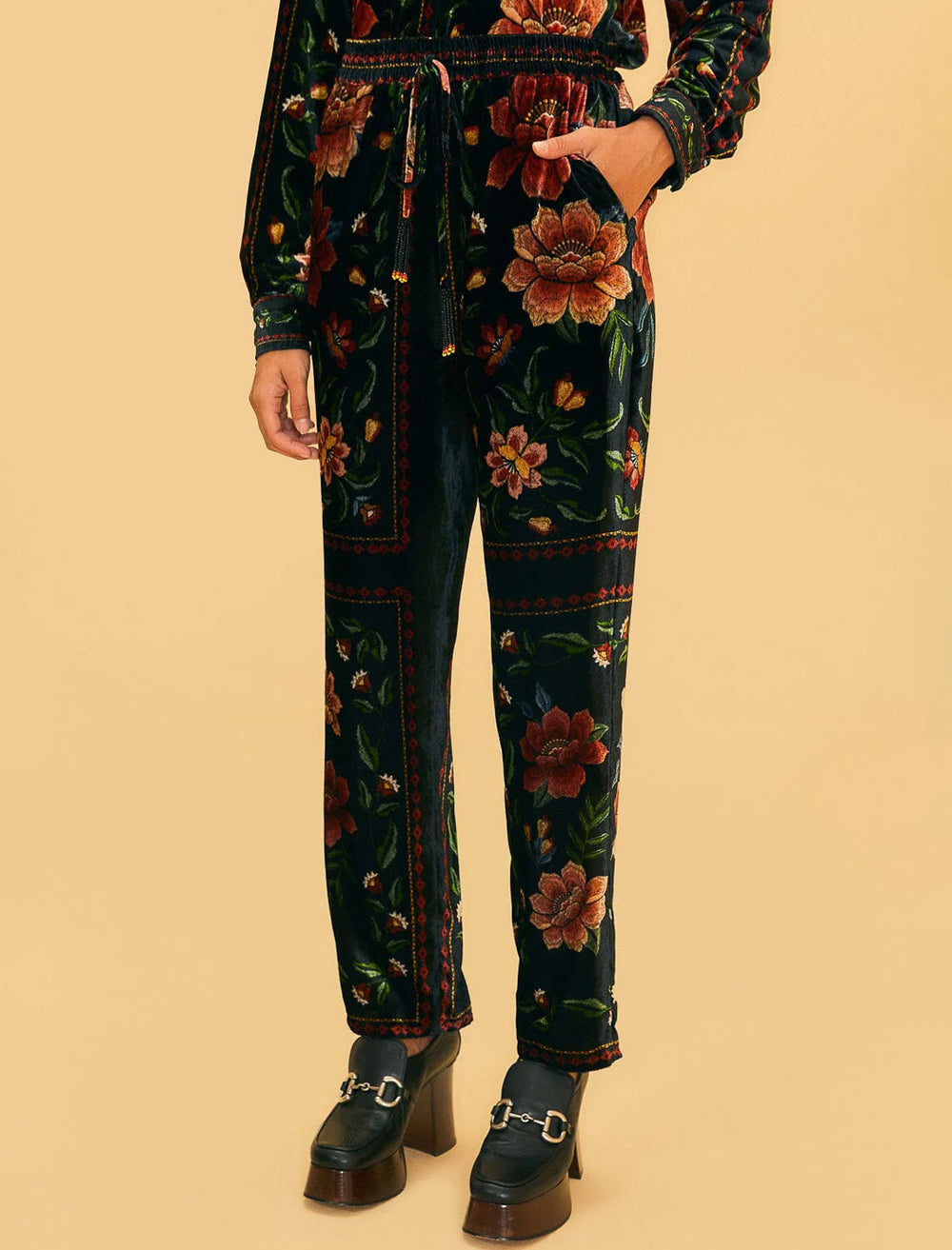 LOUIS VUITTON  Wonderland Flat Ranger (Suede) – DRESS MOOD CLOTHING