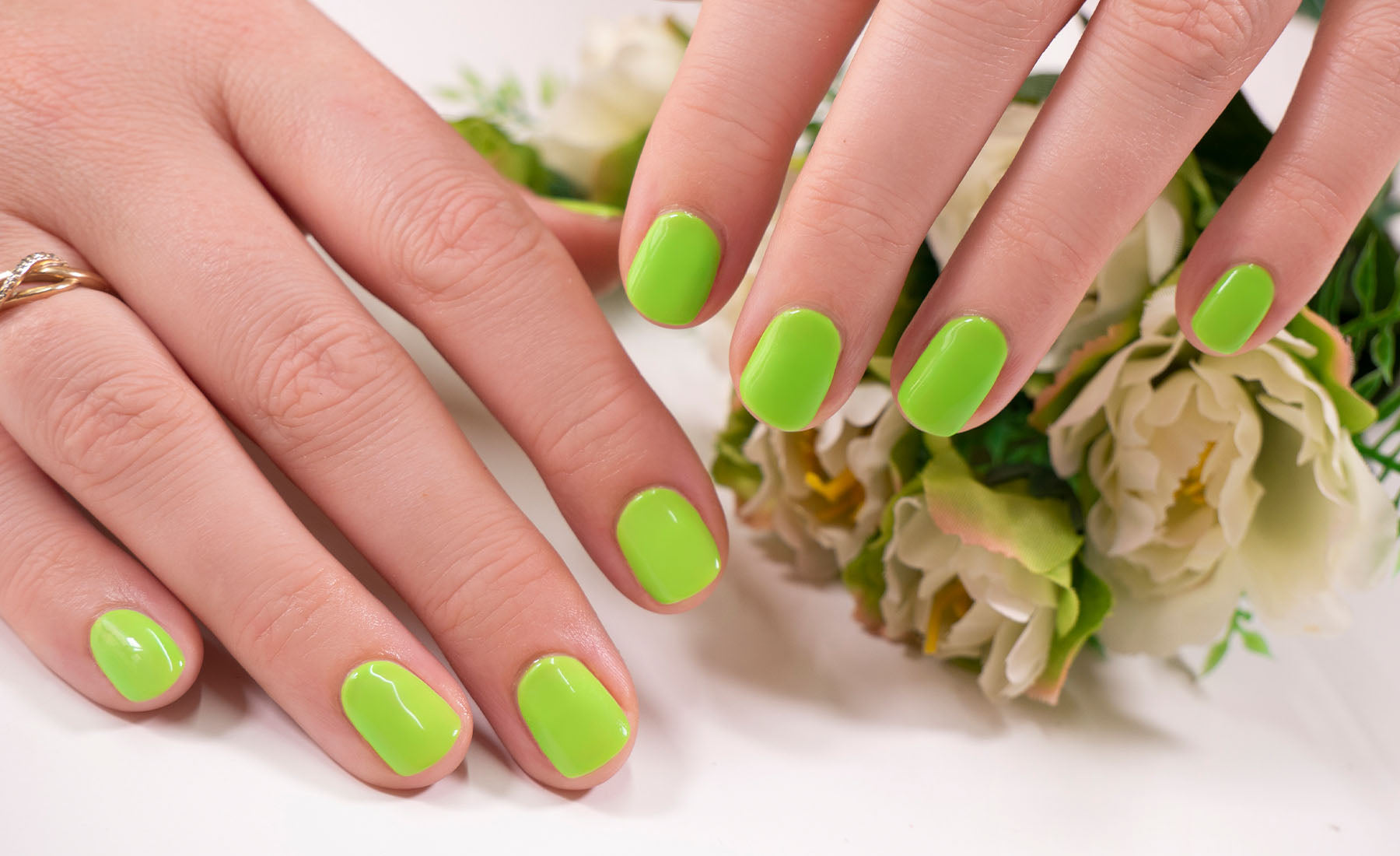 Gelous Appletini gel nail polish - photographed in United States on model