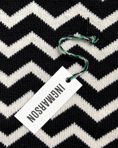 a scarf with chevron pattern