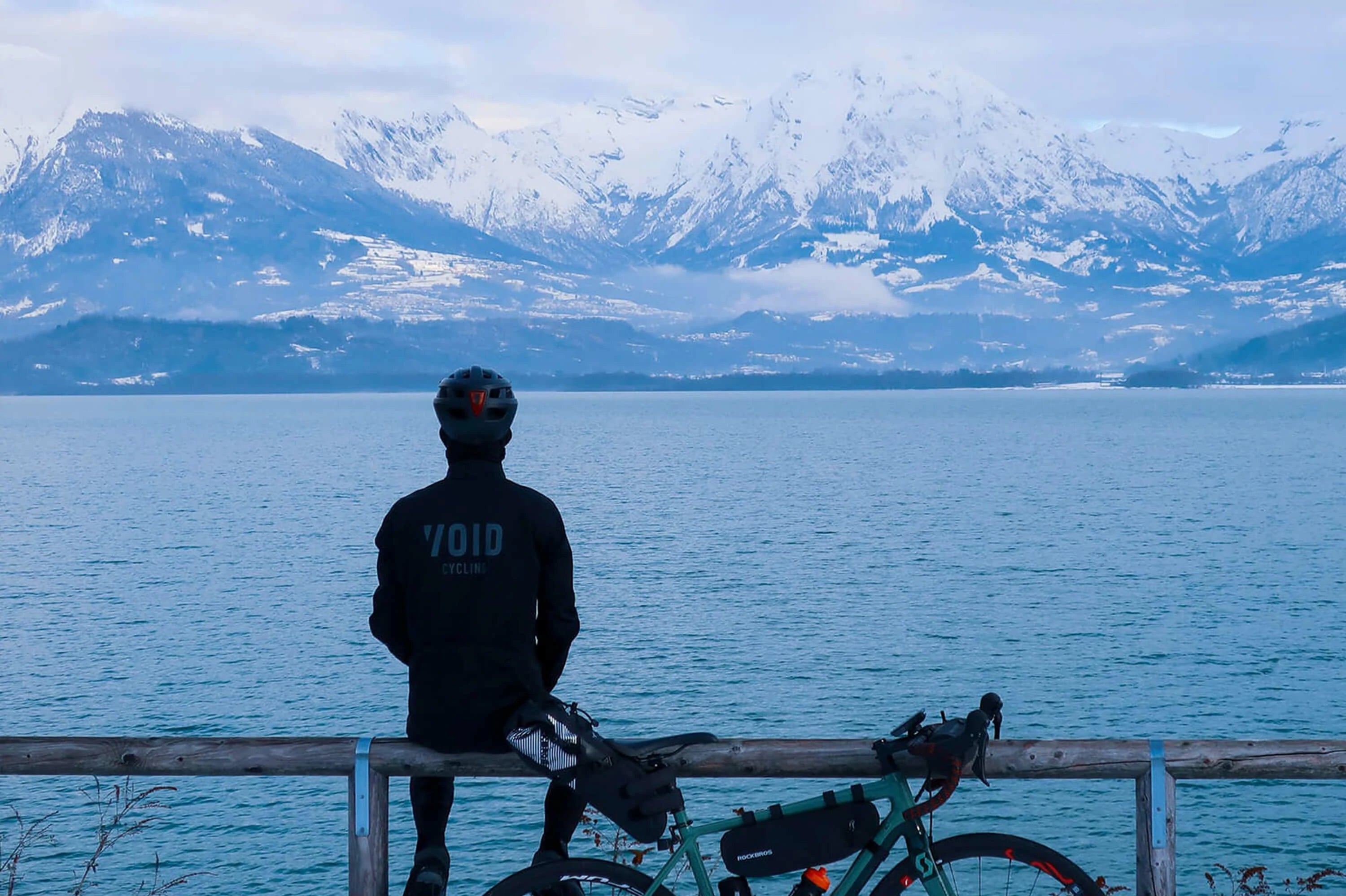 Waterproof Cycling Gear Guide: Tackle UK Winter Showers