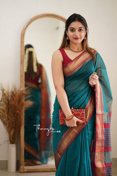 Blue saree sleevless