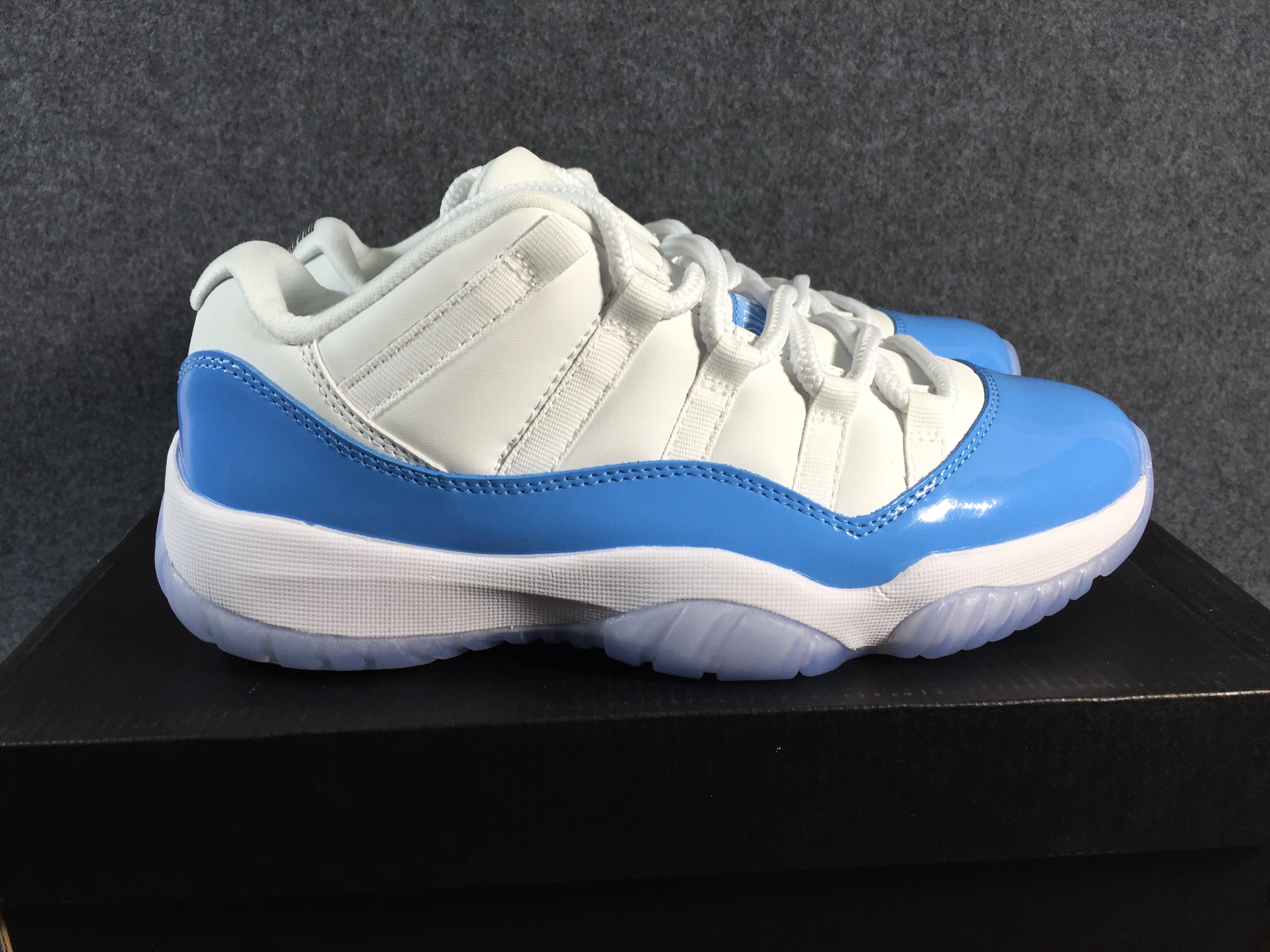 AM Air Jordan 11 "University Blue" Men's Shoes