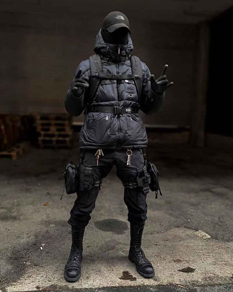 Warcore: techwear outfits and military clothing – Karnage Streetwear