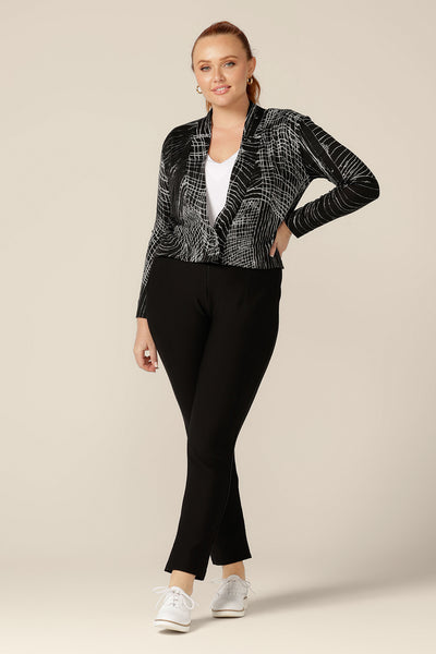 A blend of jacket and cardigan, this textured knit 'jacardi' is a great way to layer up for winter. Worn with a white V-neck top and cropped black pants, this long sleeve cardigan jacket, wears well for weekend and casual wear.
