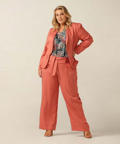 Tailored blazer with turn-back cuffs made from breathable, natural, eco-friendly fibres. Made in Australia for petite to plus size women.