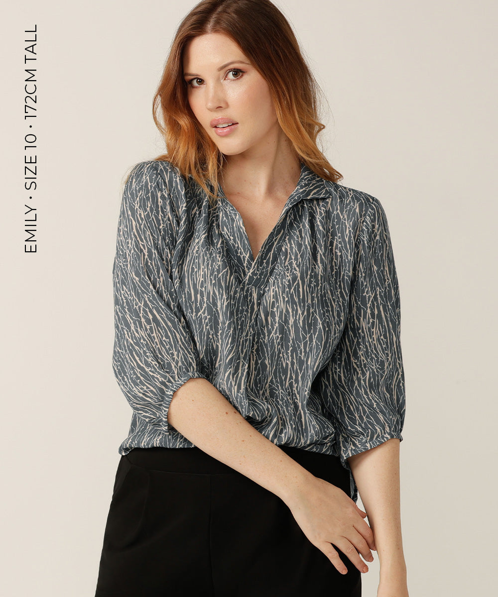 Chic Tailored Top with Collar in Breathable Fabric.