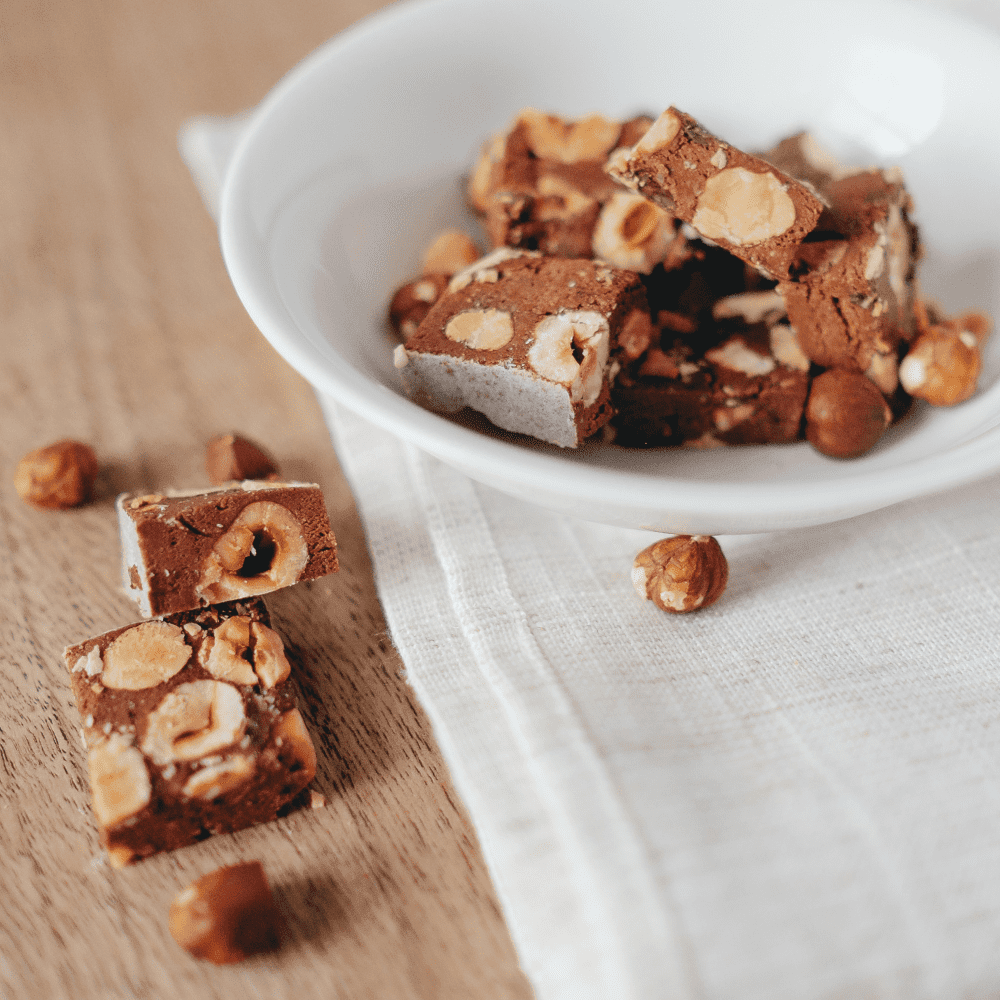 Soft honey nougat with almonds and pistachios - Klara`s Life