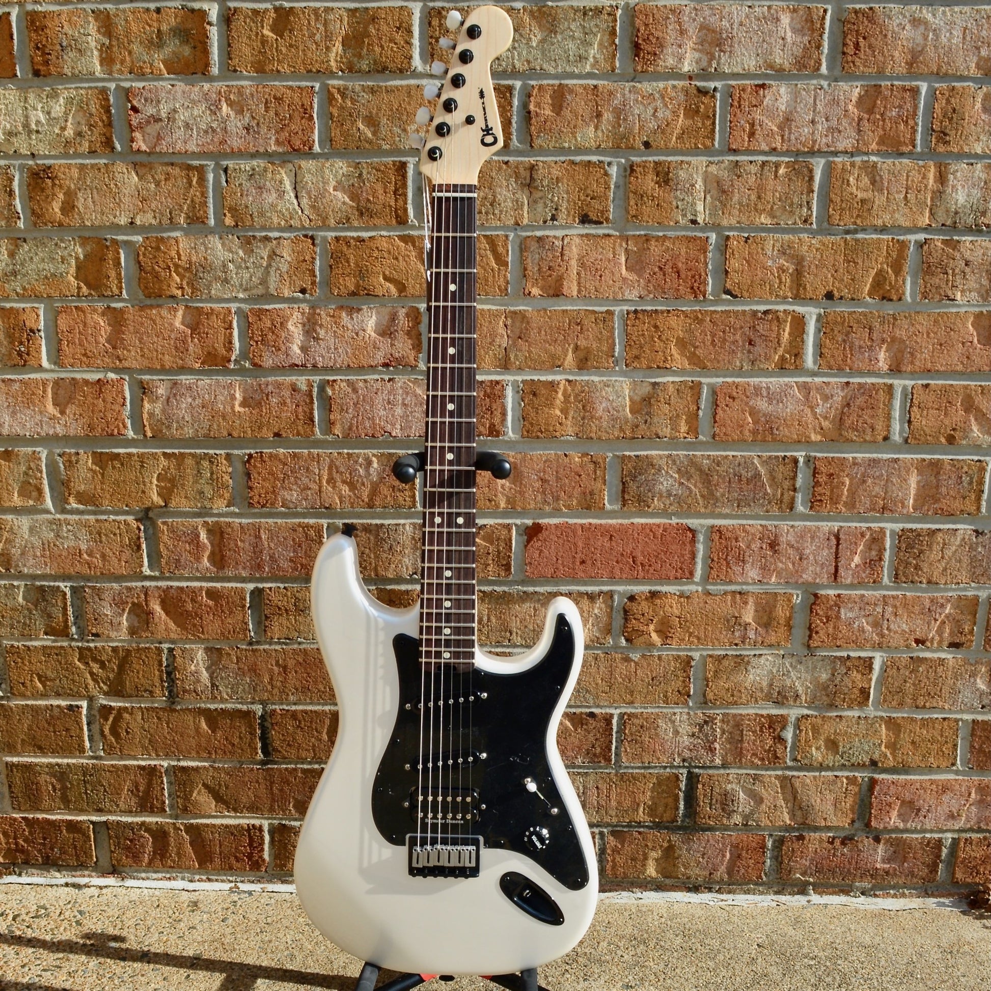 Charvel Jake E Lee Signature Pro-Mod So-Cal Style 1 HSS HT RW, Rosewoo –  Matt's Guitars