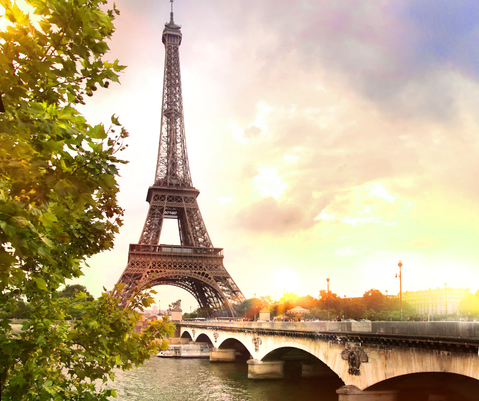 seine river in paris