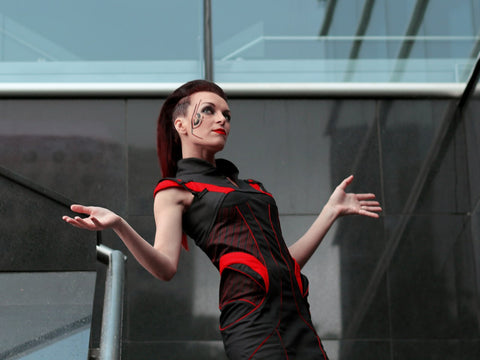 futuristisches Cyberpunk-Kleid