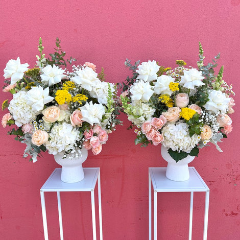 wedding ceremony flowers 