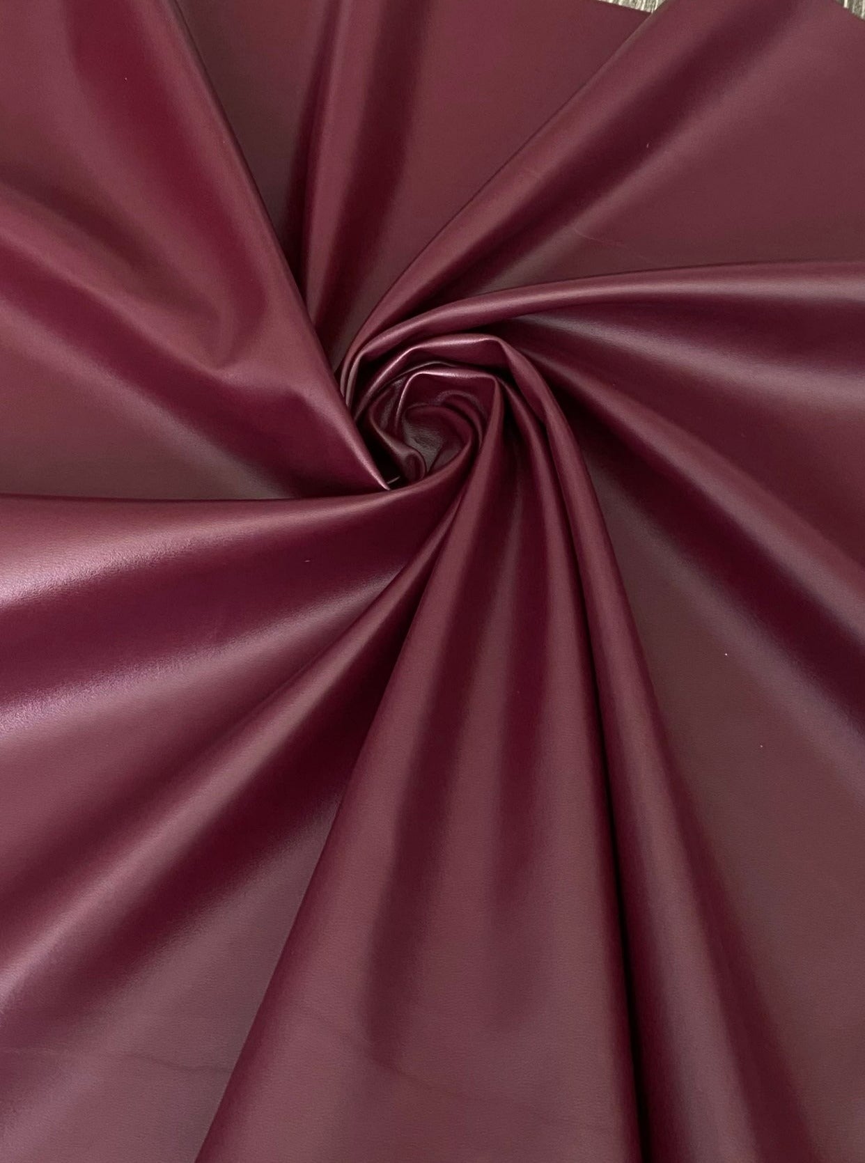 MJTrends: 4-way stretch faux leather: wine