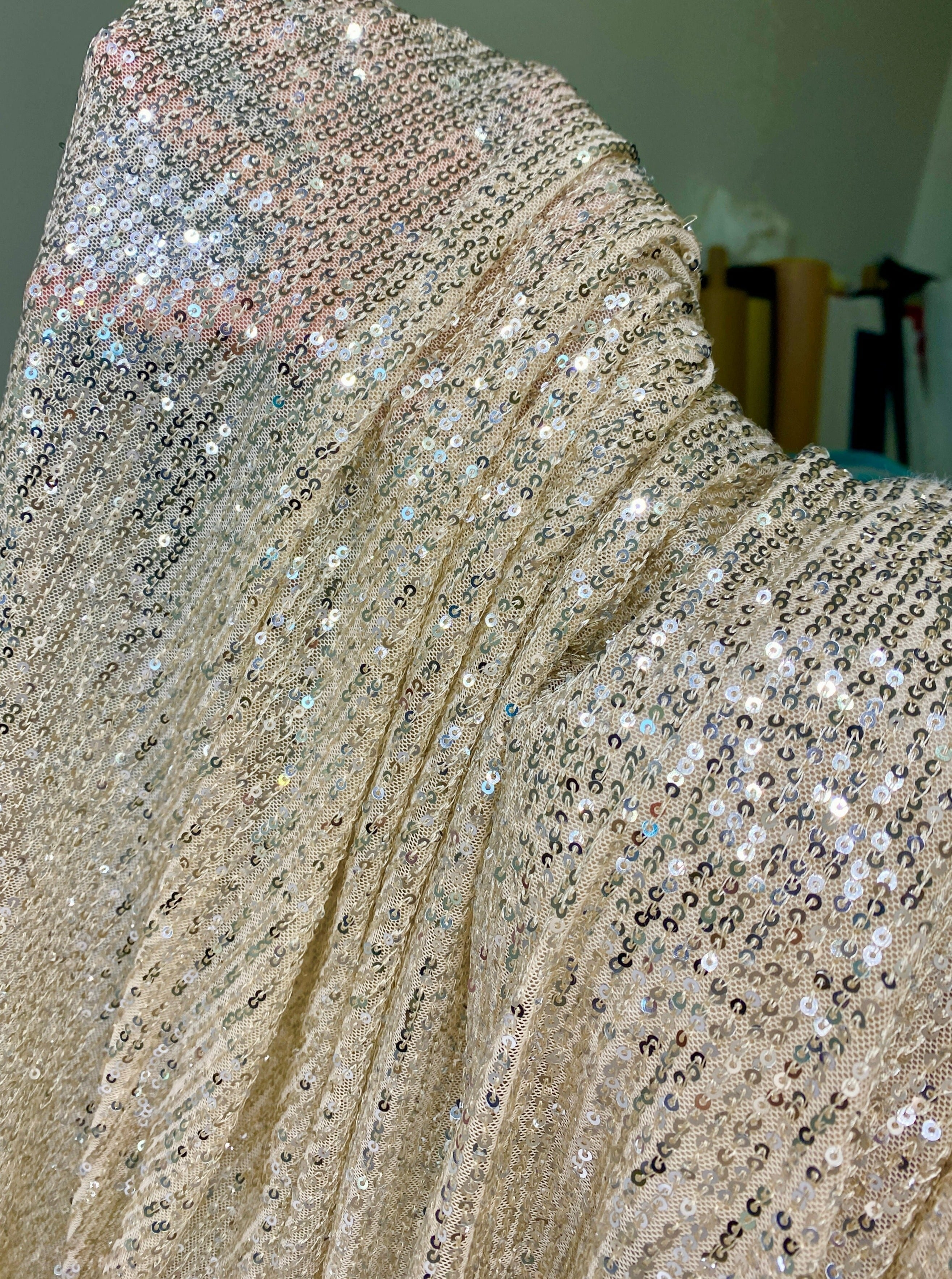 Sequins on Lurex Gold-gold - YES Fabrics