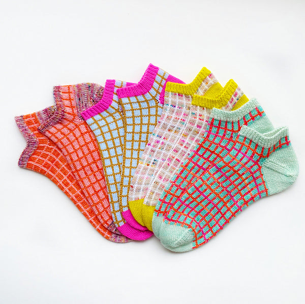Little Boxes Socks knitting pattern by Summer Lee