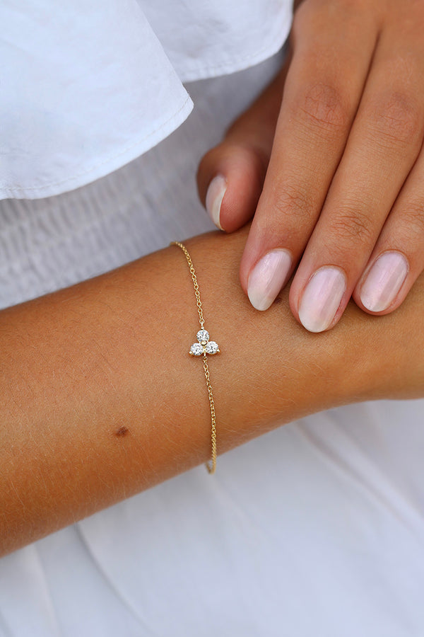 Diamond Clover Bracelet | Fashion Fetish & Co