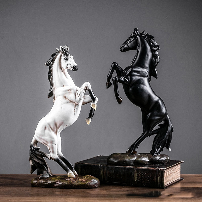 Resin Horse Statue Morden Art Animal Figurines