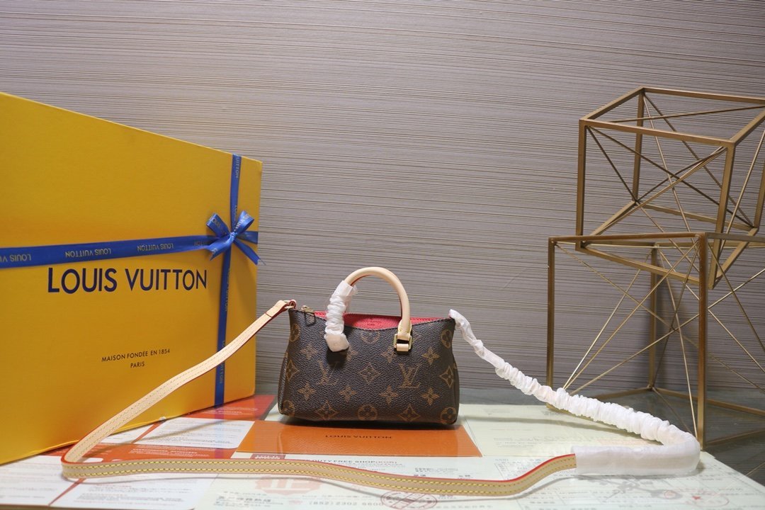 LV Louis Vuitton WOMEN'S MONOGRAM CANVAS HANDBAG SHOULDER BAG