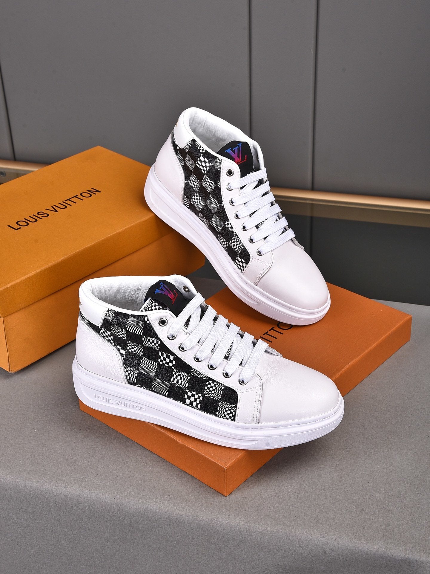 LV Louis Vuitton Men's 2022 NEW ARRIVALS Fashion High Top Sneakers Shoes