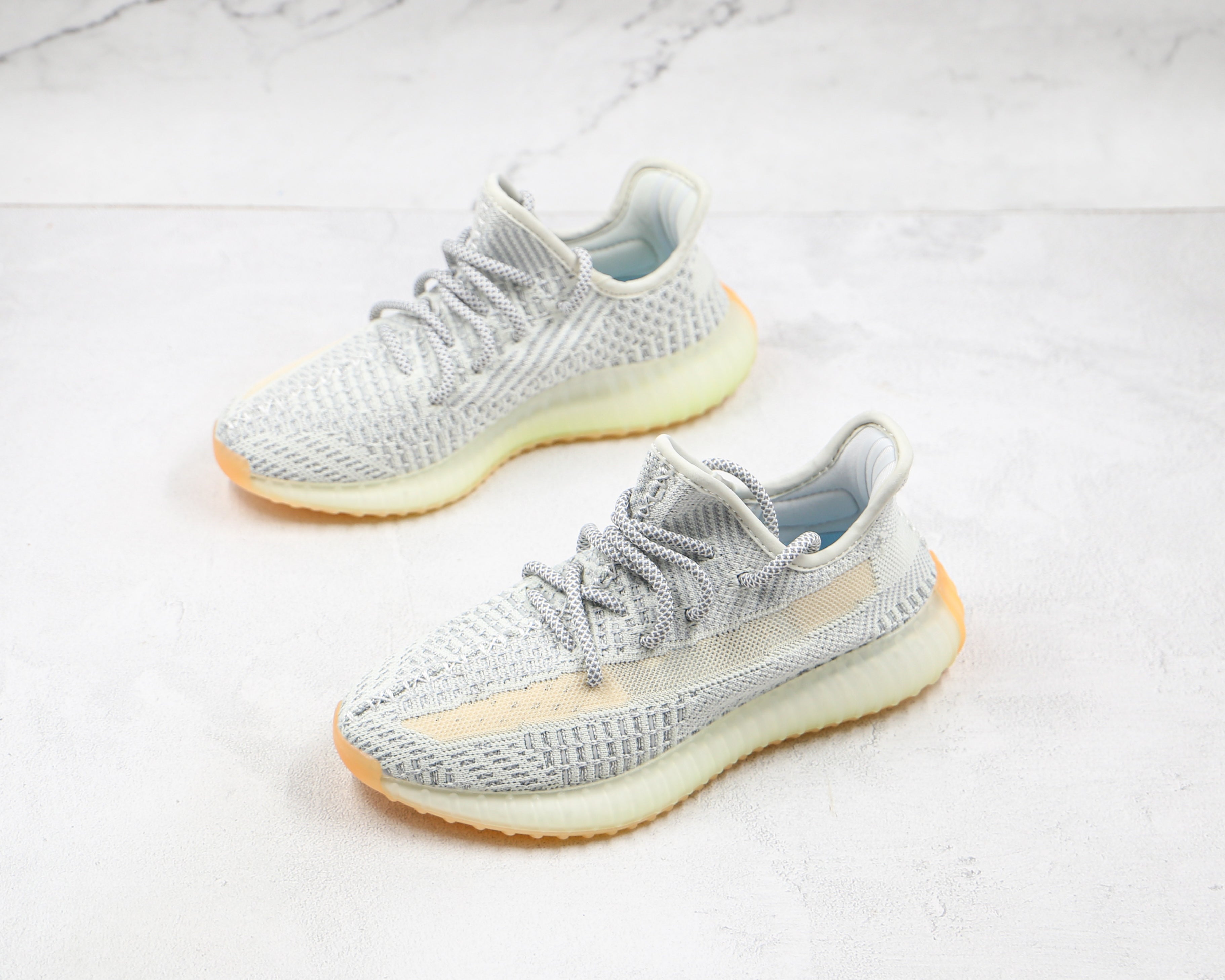 Adidas 2022 NEW ARRIVALS Yeezy Boost 350 V2 Sneakers Shoes