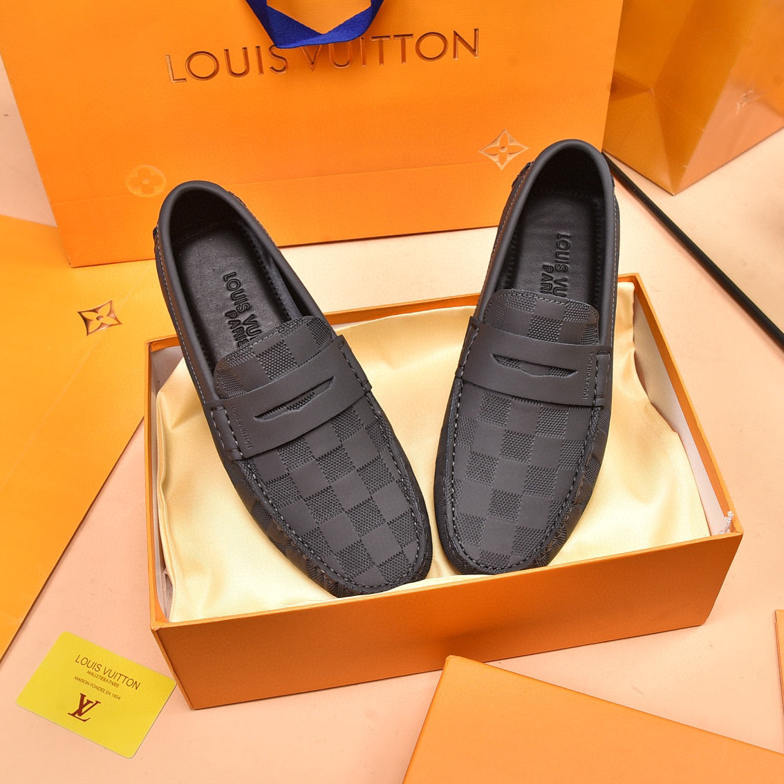 LV Louis Vuitton Men's 2022 NEW ARRIVALS Fashion Loafers Sho