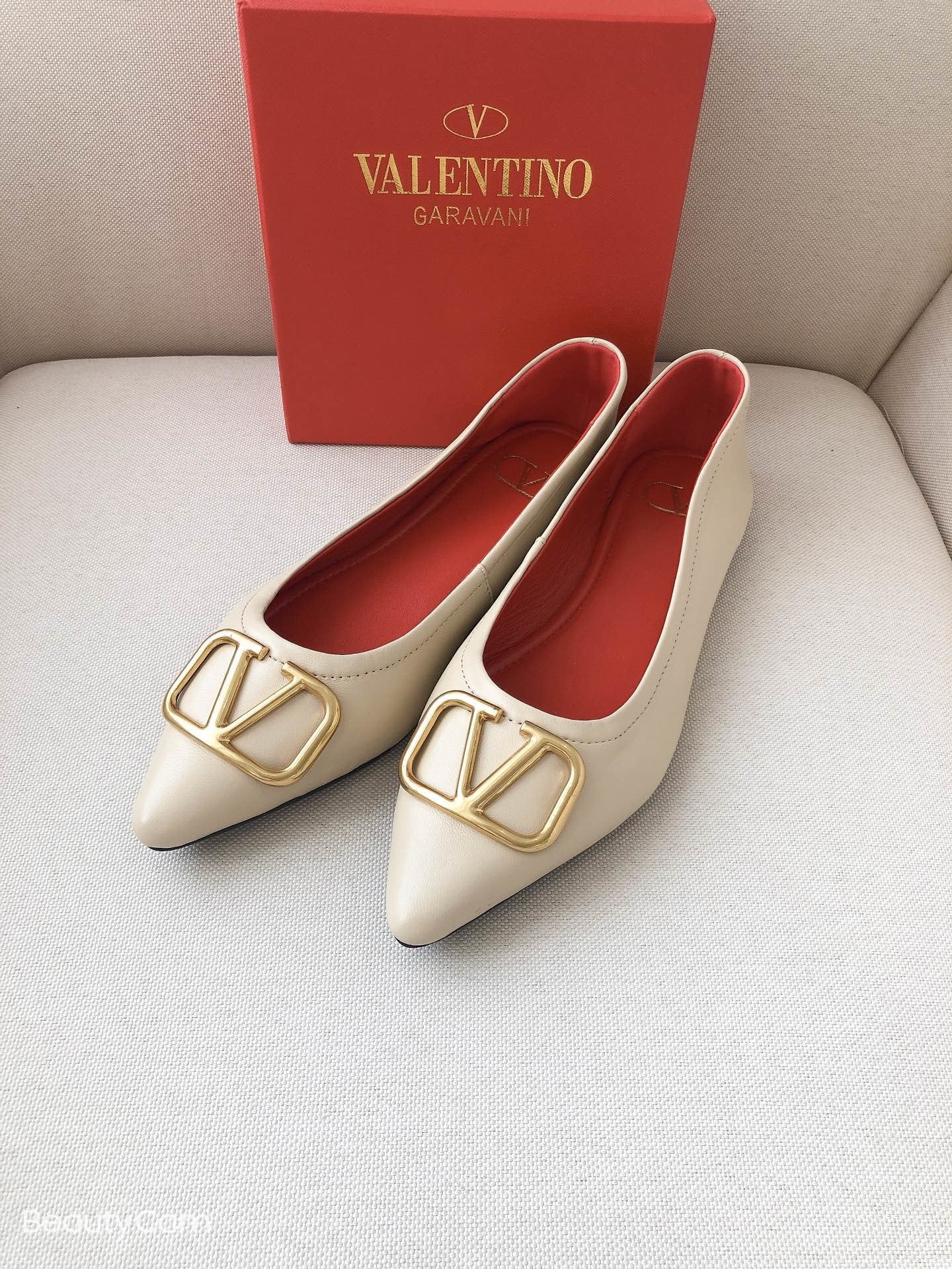 Valentino Women's 2022 NEW ARRIVALS Flat Shoes