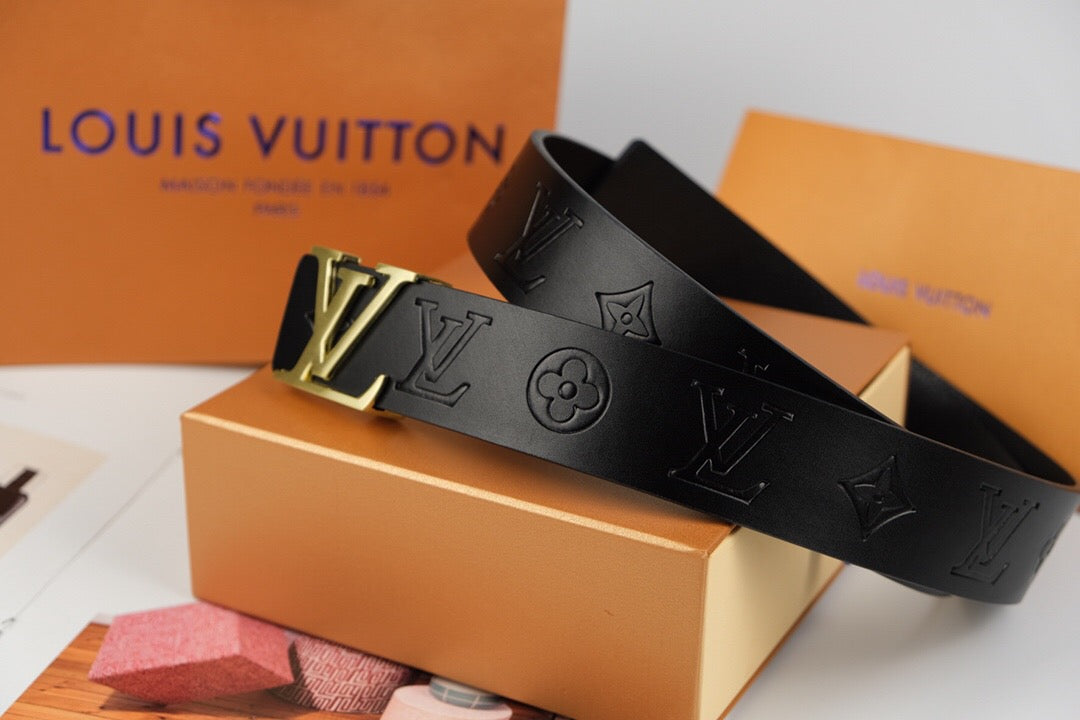 LV Louis Vuitton Monogram Canvas Initiales 40mm Reversible Belt