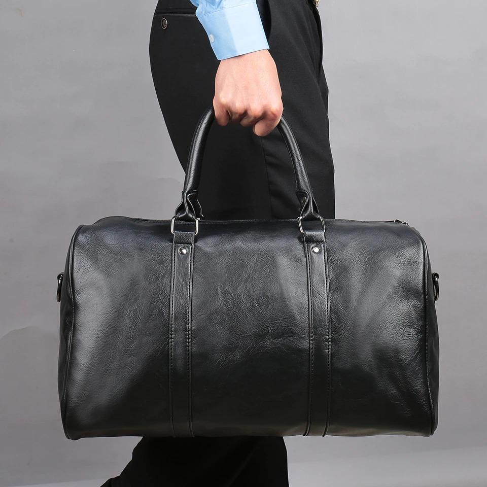 Lewis Minimalist Leather Duffel Bag | Gentleman Rules