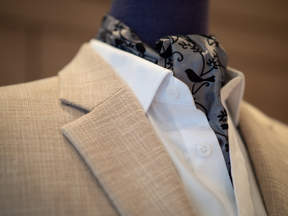 weloveties - A cravat or ascot is a unique addition to your casual