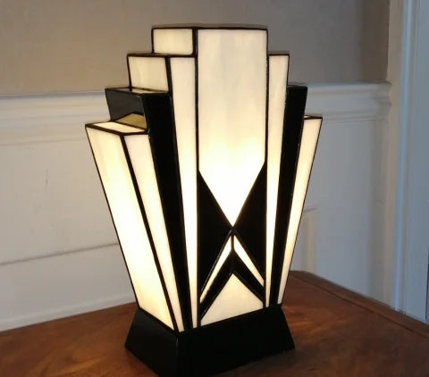 Art-Deco-lamp-1