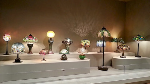 Tips for Buying the Best Tiffany Lamp