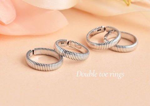 The Qalb Silver Metal Brass Oxidized Toe Rings For Women (Combo Of 3) Brass Toe  Ring Set Price in India - Buy The Qalb Silver Metal Brass Oxidized Toe Rings  For Women (