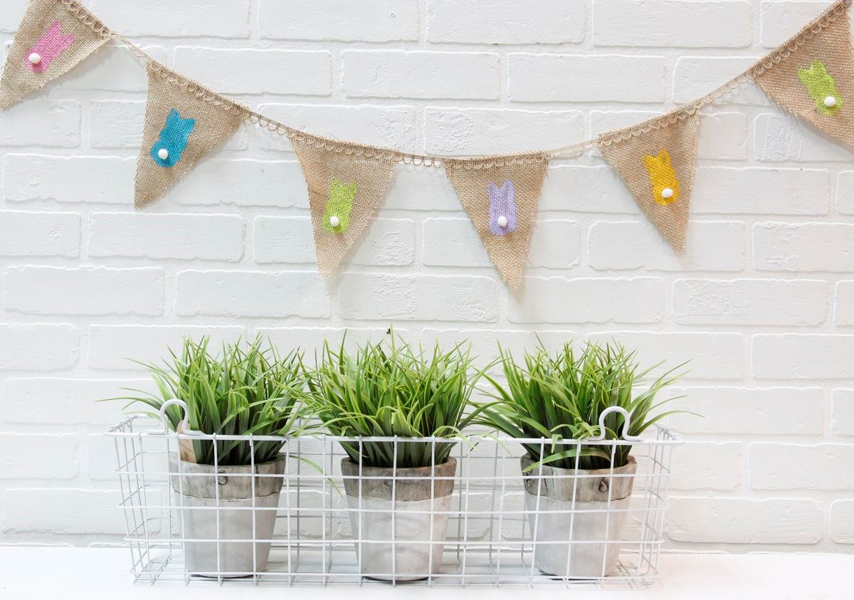 Burlap Easter Bunny Pennant