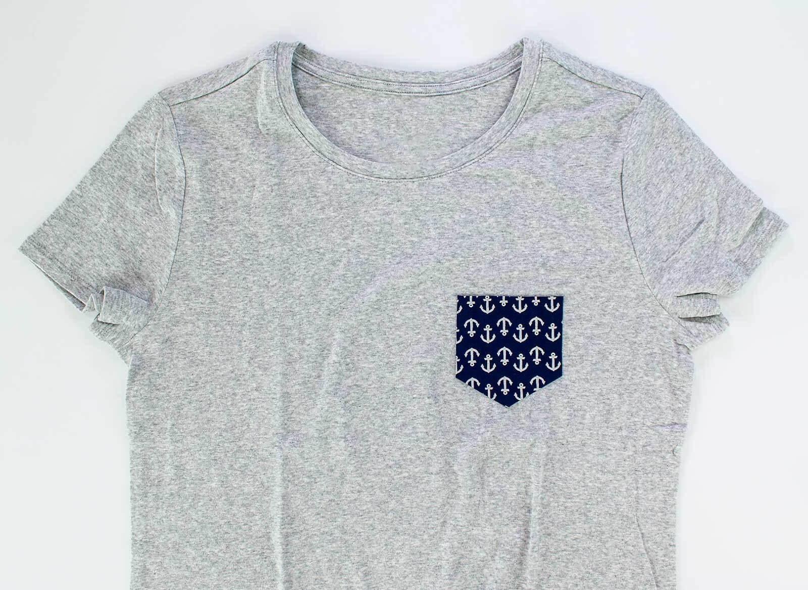 No-Sew Pocket Tee