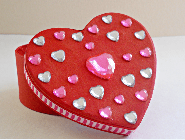 10+ Valentine's Day Crafts