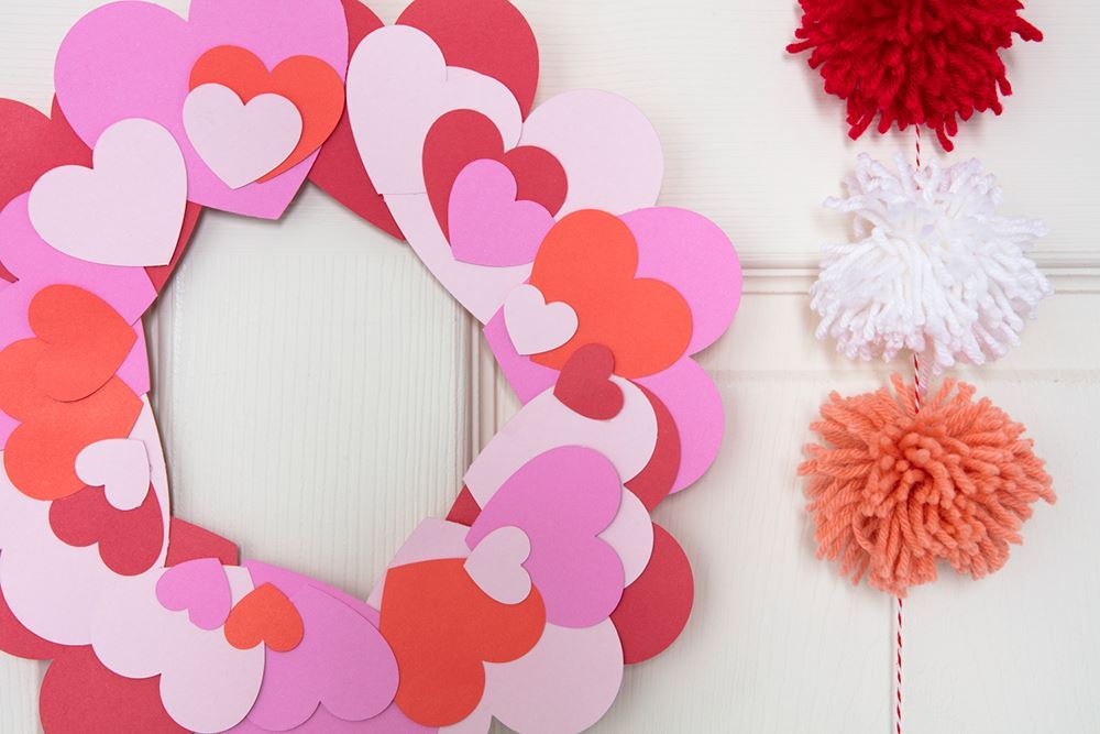 Aleene's Paper Heart Wreath