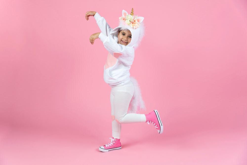 Aleene's No-Sew Unicorn Costume for Kids