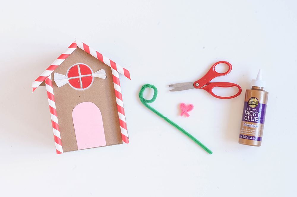 Aleene's Paper Gingerbread House