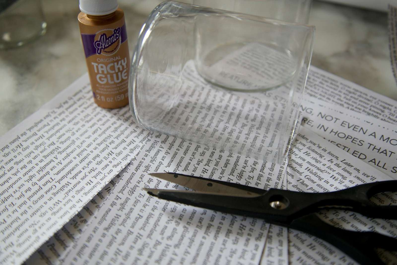 How to glue glass to paper