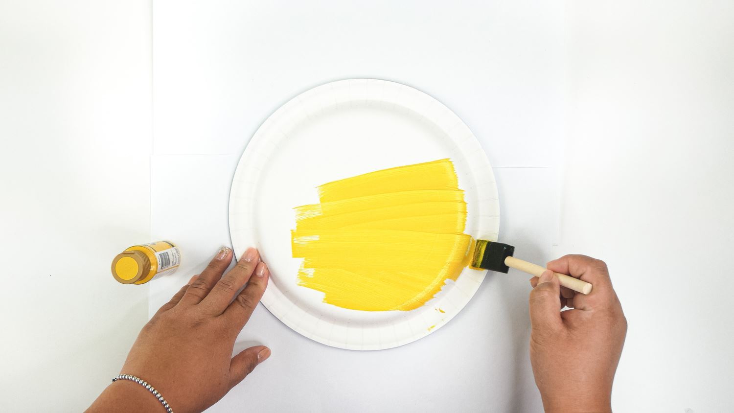 Paint plate yellow