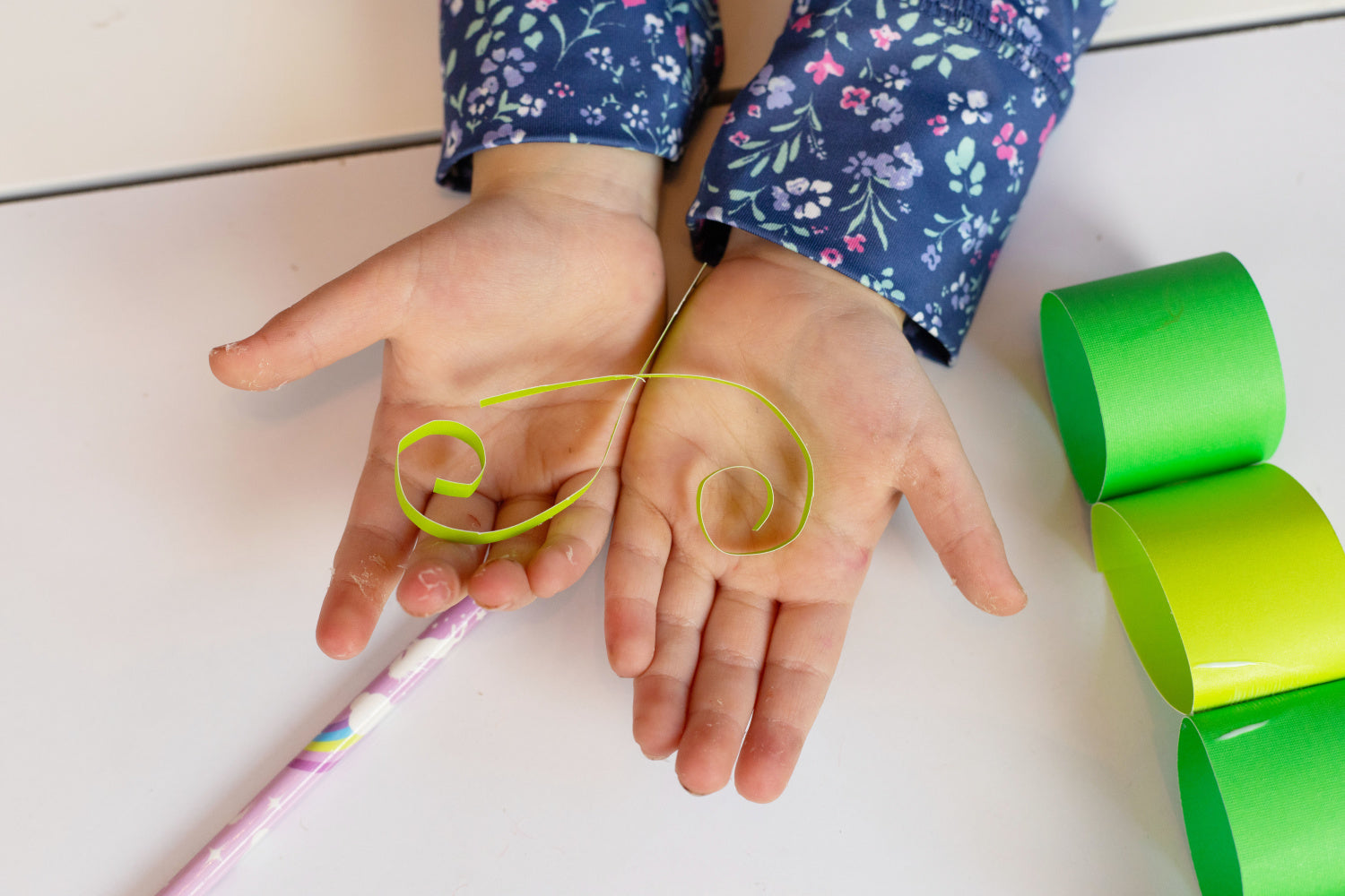 Make paper antennae