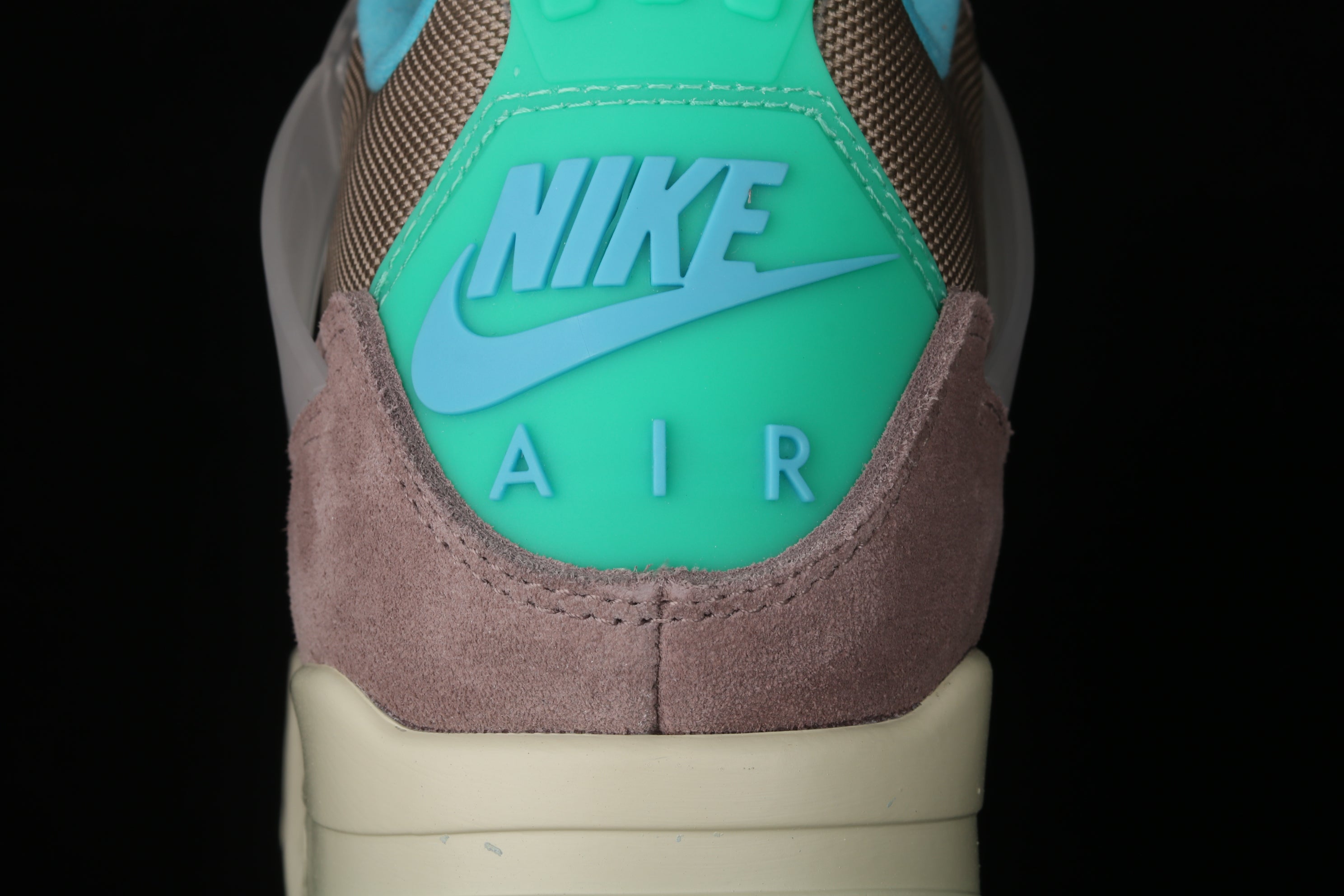 Nike Air Jordan 4 "Taupe Haze" AJ4  Taupe