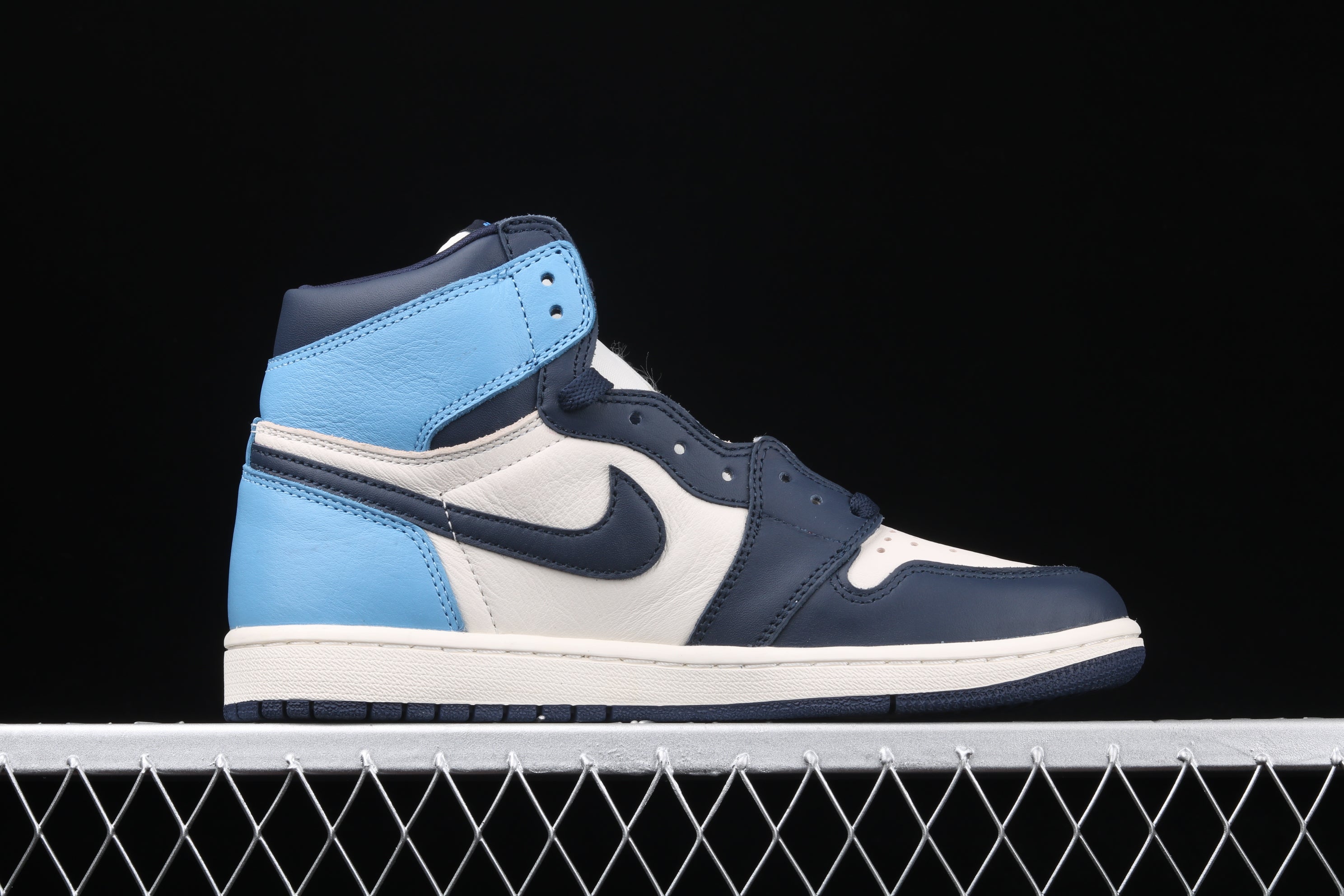 Nike Air Jordan 1 AJ1 Black Blue Obsidian North Carolina Blue