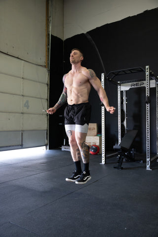 Lifter jumping rope