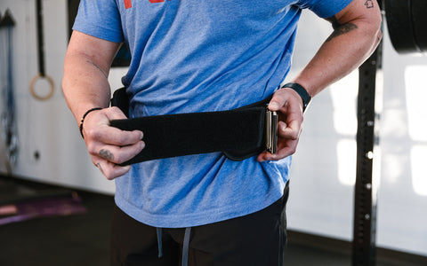 A nylon lifting belt