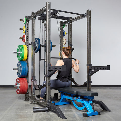 Plate-loaded lat pulldown