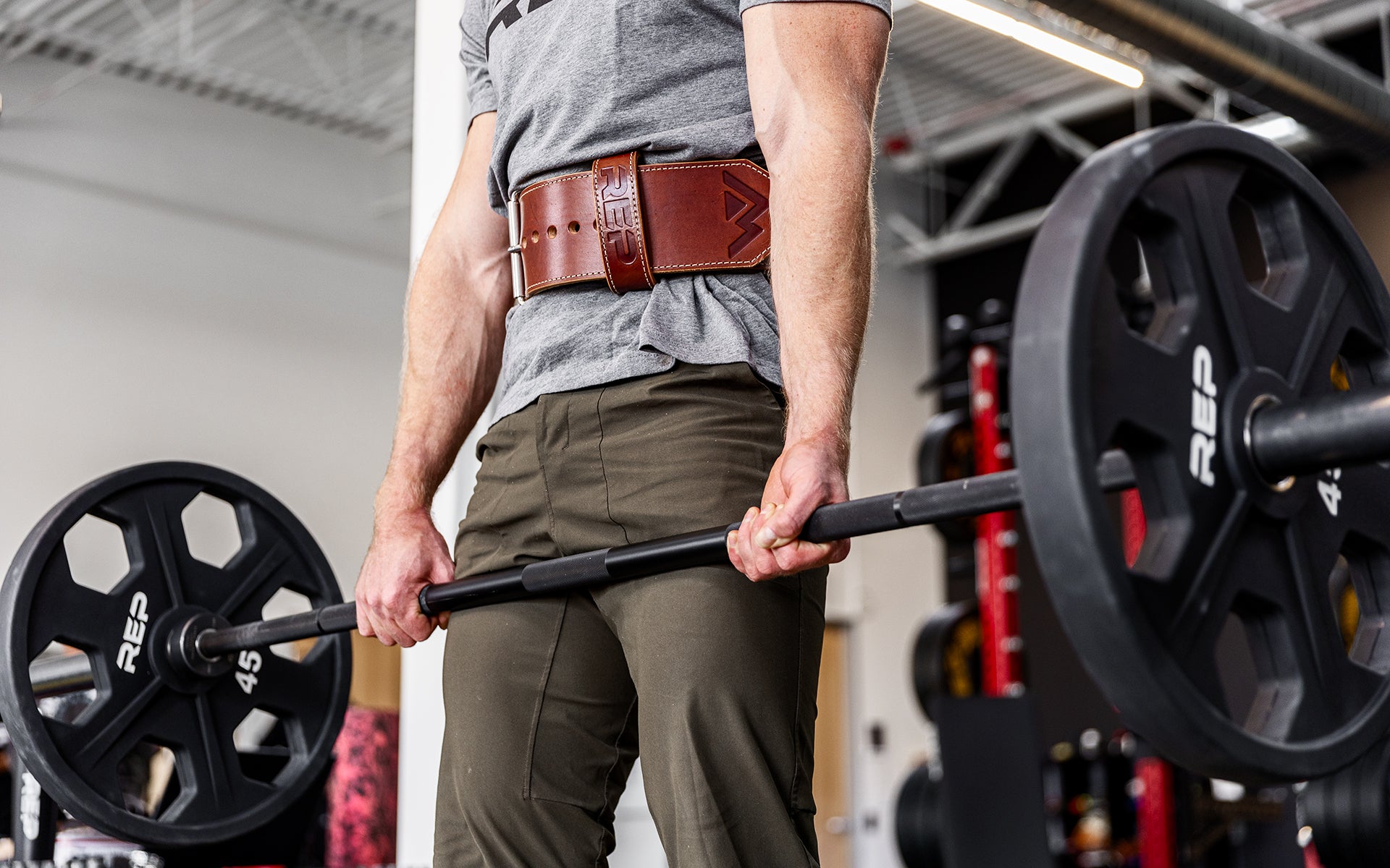 Style 816 - Men's 4 Leather Workout Gym Belt. Clearance, slightly  tarnished. Ergonomically designed for the right support your back needs.