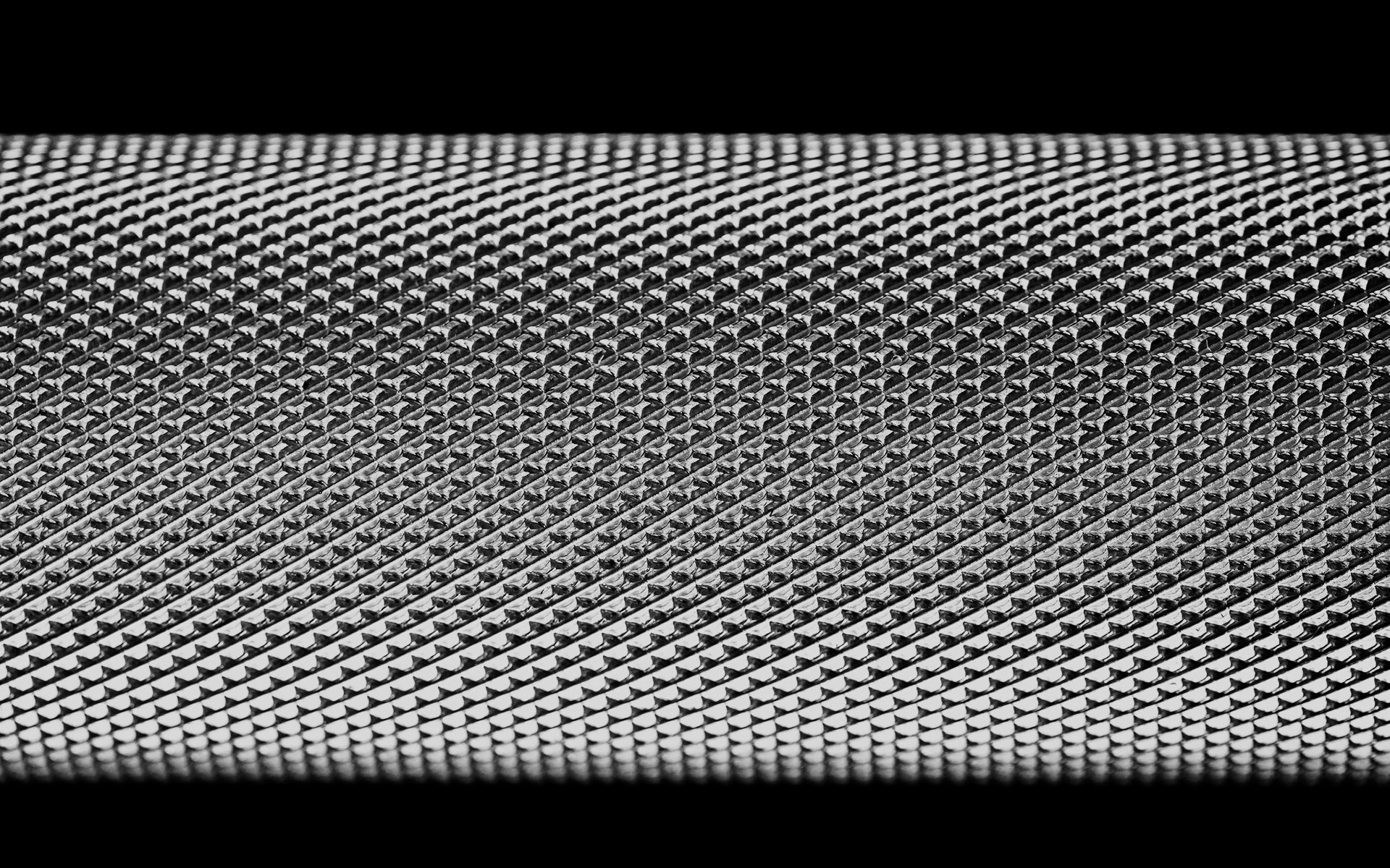HILL-STYLE KNURLING 