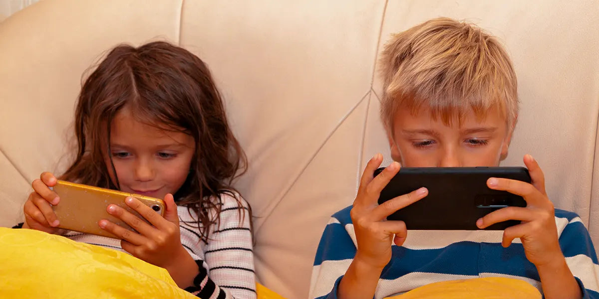 why are kids so obsessed with screens